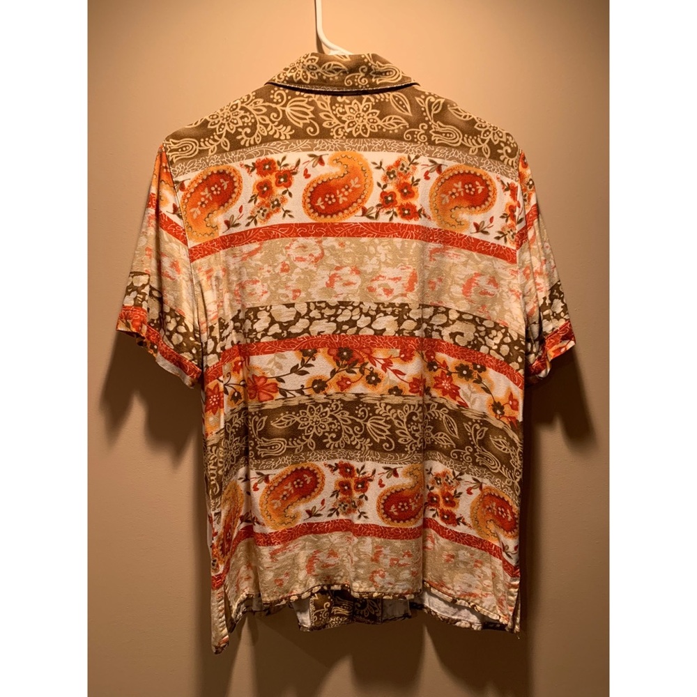 Patterned Top - Picture 3 of 3